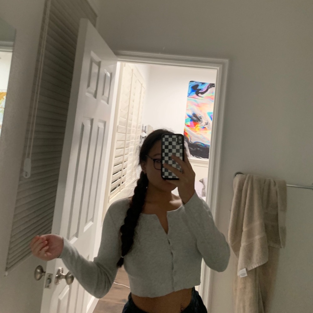 BRAND NEW BRANDY MEVILLE CROP LONG SLEEVE